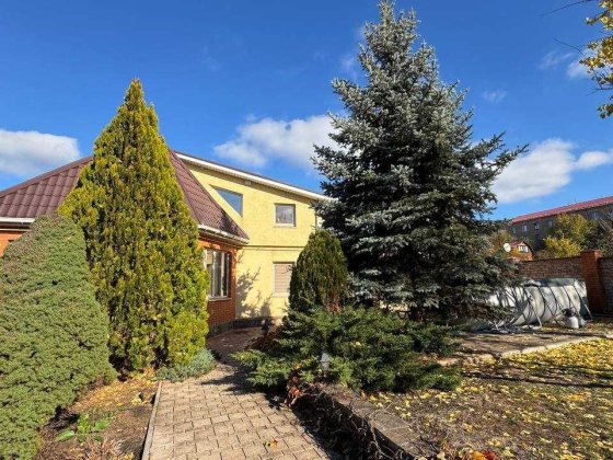 Продаємо Будинок по вул Дубки (біля В Великого, площі Артема)