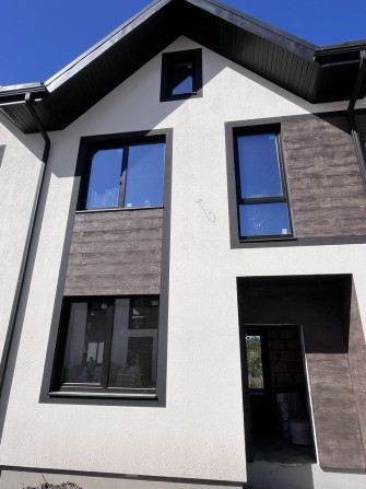 Таунхауси біля Бучанського парку ! - фото 1