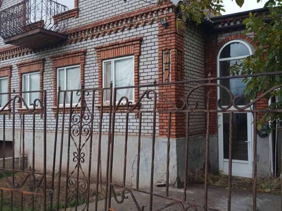 Продаємо будинок. Ц-міськ. район (МОПР), вул. Хостинська