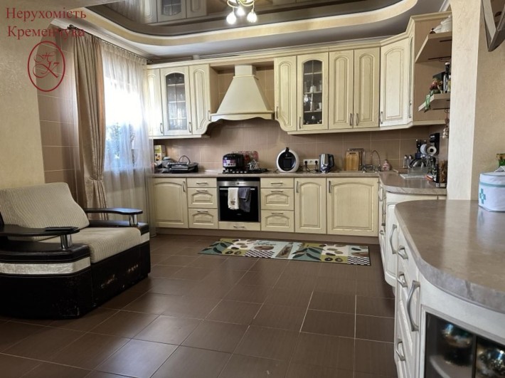 Продам будинок комфорт-класу з усіма зручностями - фото 1