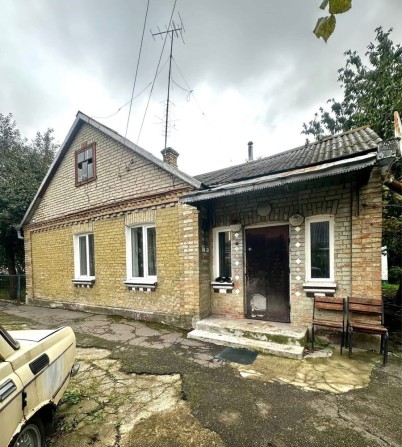 Будинок у Луцьку - фото 1