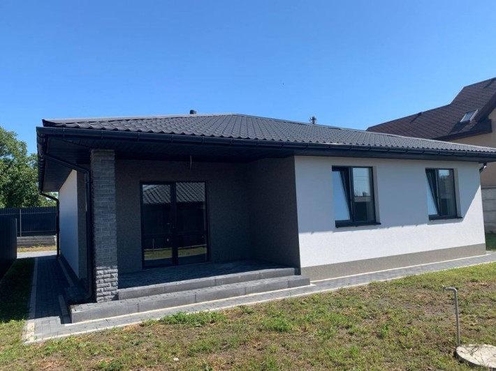 Продам будинок недалеко від центра міста. - фото 1