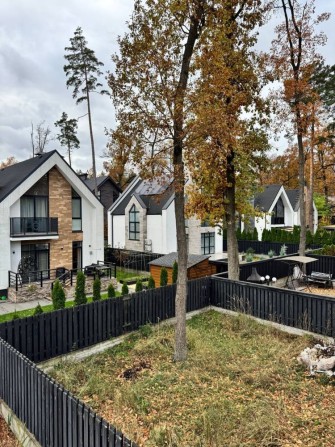 Продаж дуплексу в закритому котеджному містечку - фото 1