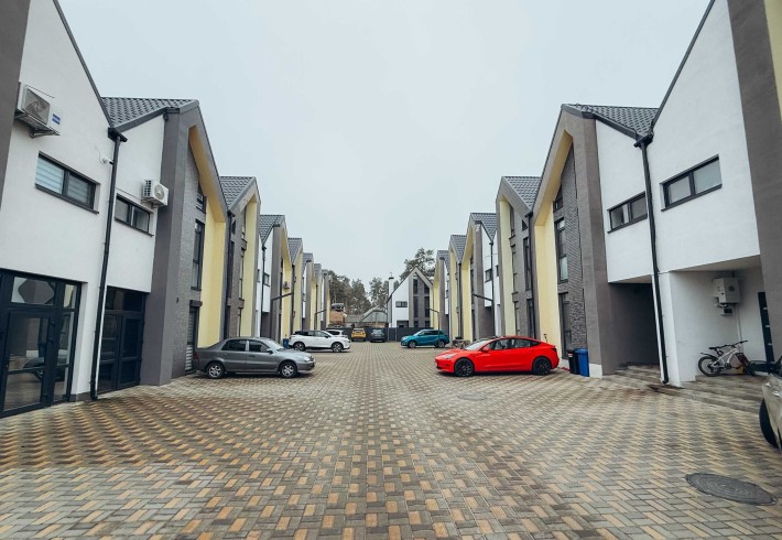 Таун з ремонтом на 90 %, 155 м2 район Центрального парку. ГАЗ - фото 1