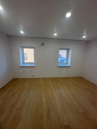 Останій! Таун з новим ремонтом в зручній локації - фото 1