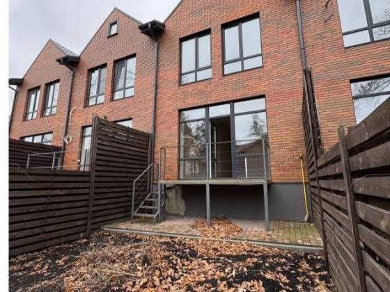 Таунхаус біля парку Незнайка Ирпень