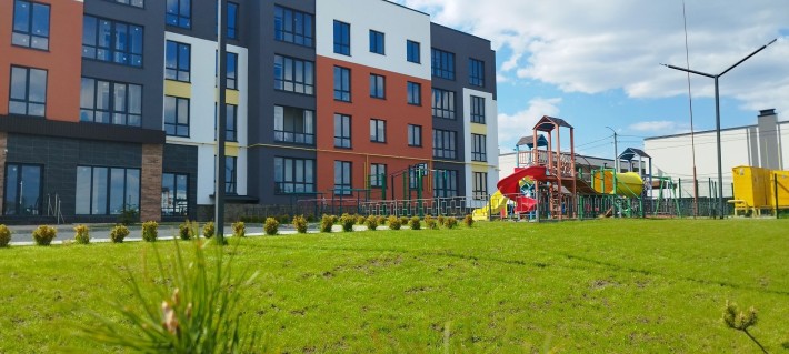 Таунхаух Ж.К. Династія , гарний будинок - фото 1