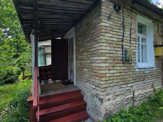 Продаж частини будинку біля парку Незнайка на ділянці 10 соток Ирпень