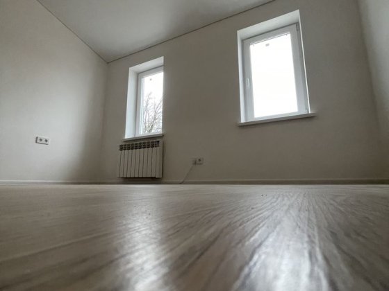 Знизив ціну !! Всього 54900 € Буча