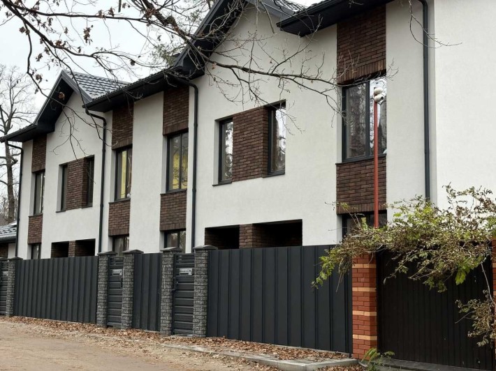 Таунхаус з газом біля Центрального парку. Держпрограми - так! - фото 1