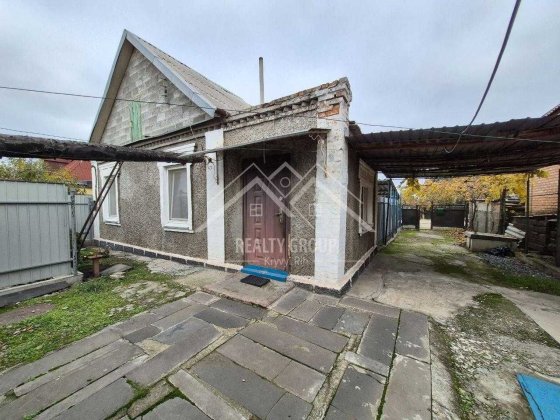 Продаж 1/2 будинку в ЦГ районі