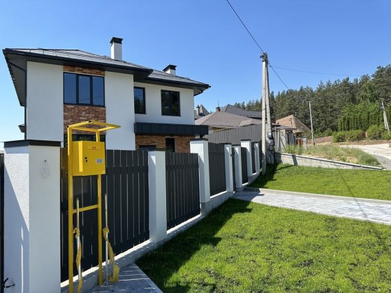 Будинок в Ірпені у котеджному містечку Ірпінь