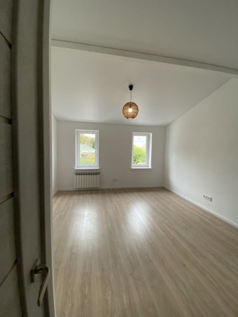 Ціну знизив !!! Таунхаус 50 м2 + 100 м2 терасса. Власник  ! - фото 1