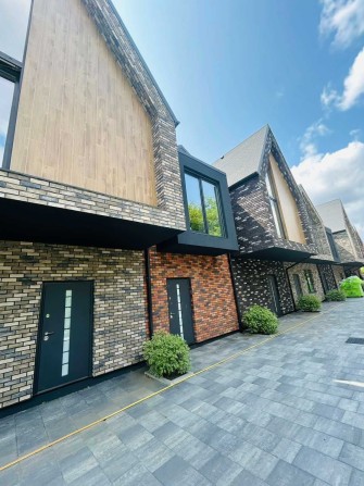 Таунхаус в скандинавському стилі в центрі міста! - фото 1