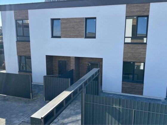 Дуплекс у центрі Бучі Буча