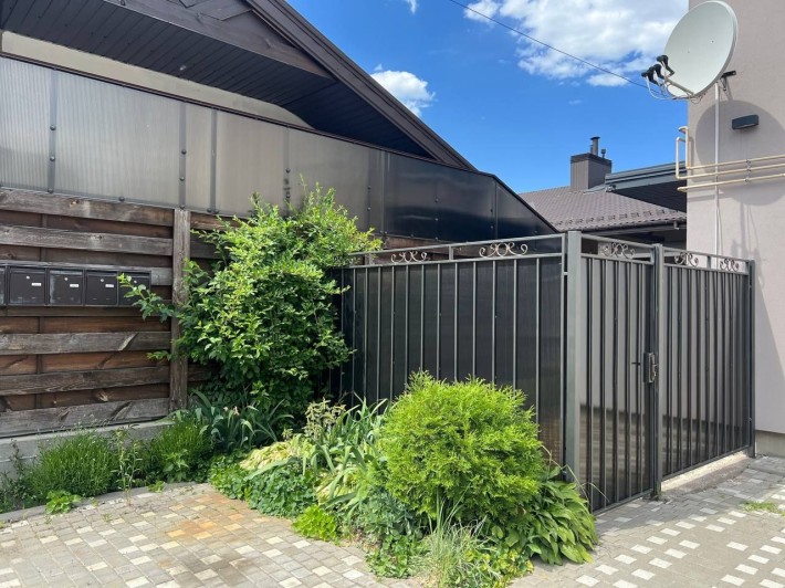 Таун з ремонтом в центрі Бучі БЕЗ КОМІСІЇ - фото 1