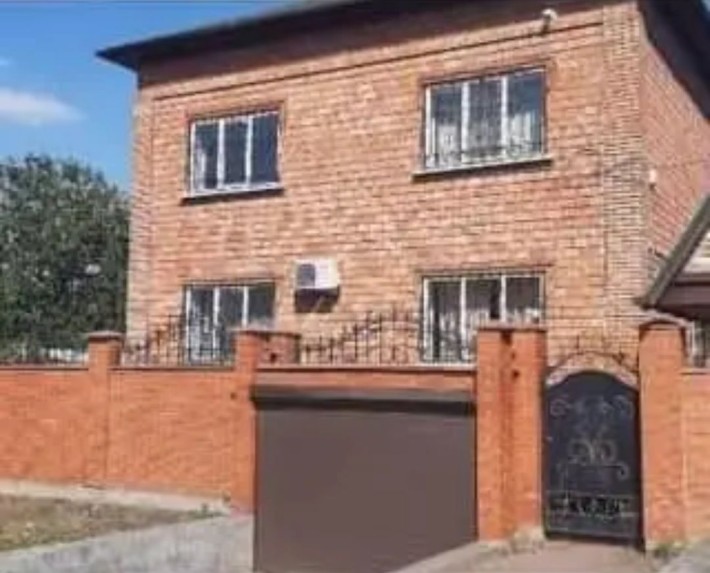 Продажа 2х этажный дом 240кв.м. - фото 1