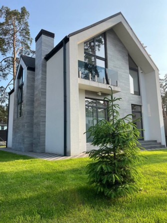 Продаж будинку в Лісовій Бучі – тиха розкіш серед сосен. - фото 1