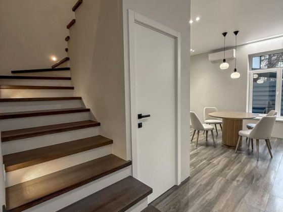 Продажа нового дуплексу з гарним якісним ремонтом Буча