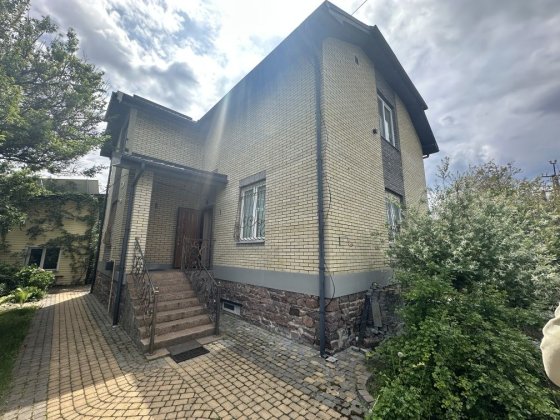 Ваш новий будинок в Бучі! Життя в комфорті та безпеці! Підвал - є! Буча