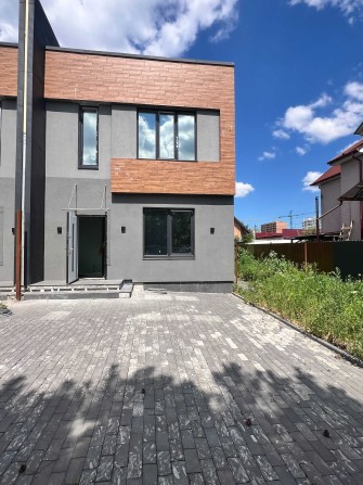 Таун в Бучі з частковим ремонтом,поруч вся інфраструктура!Газ! - фото 1