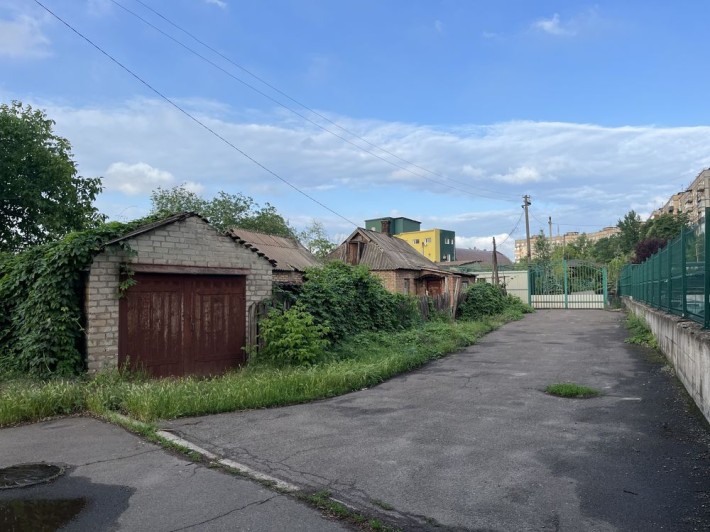 Продам дом в центре - фото 1