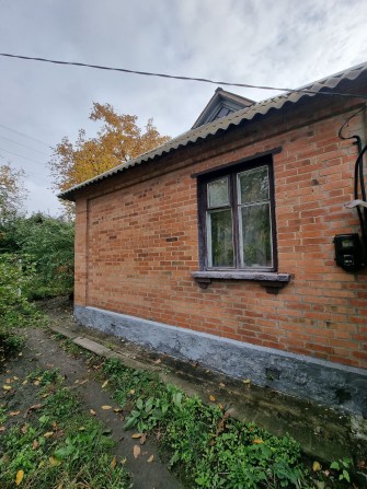 Вороніна, добротний, окремий будинок з літньою кухнею, в гарному район - фото 1