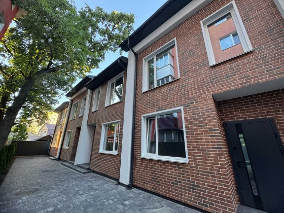 Продаж таунхаусів в ЦЕНТРІ  Ірпеня! Якісне будівництво. 2 рівні, БЕЗ % Ірпінь