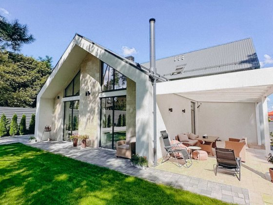 Сучасний Будинок 315 м² для великої родини. Гараж, тераса, ландшафт Буча