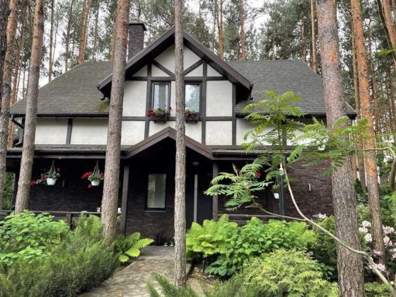 Современный автономный дом в Лесной Буче. 141 м², 9 соток, сауна Буча