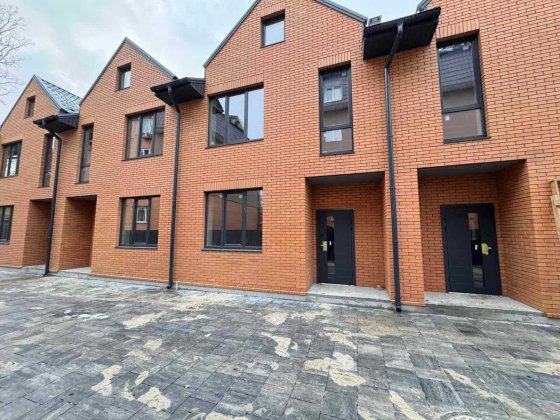 Таунхаус в Ірпені, всі центральні комунікації. Ирпень