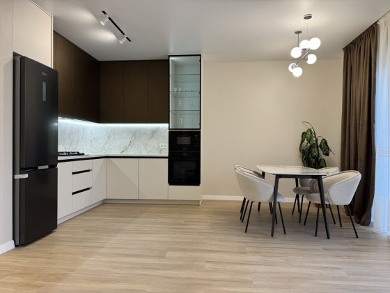 Продам котедж з ремонтом та газовим опаленням! Р-н Ювілейний Рівне