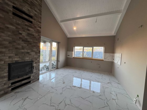 Будинок з ремонтом в Бучі. Буча