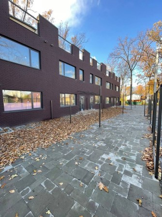 Просторий 4-кімнатний будинок у Бучі, без комісії! - фото 1