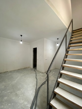 Таунхаус з ремонтом під чистову обробку. Власник - без комісії ! - фото 1