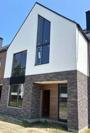 Продаж  якісного таунхауса в м. Ірпінь з ГАЗОМ. - фото 1