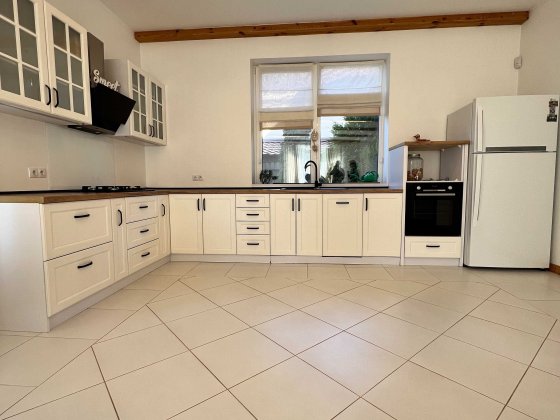 Продаж будинку з  ремонтом в Буче Ирпень