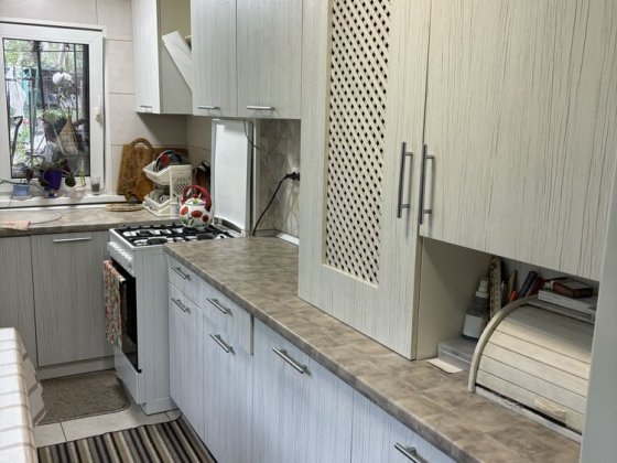 Продаю частину будинку житловою площею 55 кв.м. Ціна 31000 $. Суми