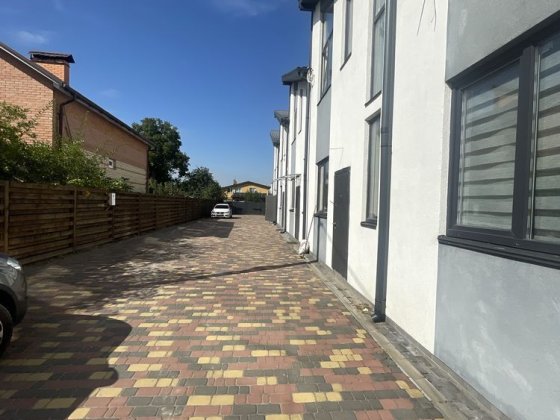 Таунхаус з початковим ремонтом Буча