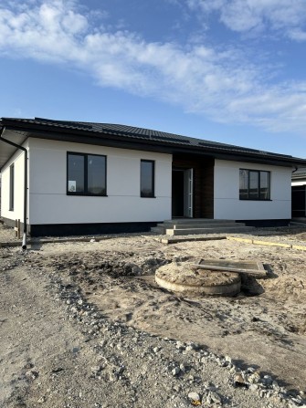 Продаж шикарного будинку біля лісу в котеджному містечку закритого тип - фото 1