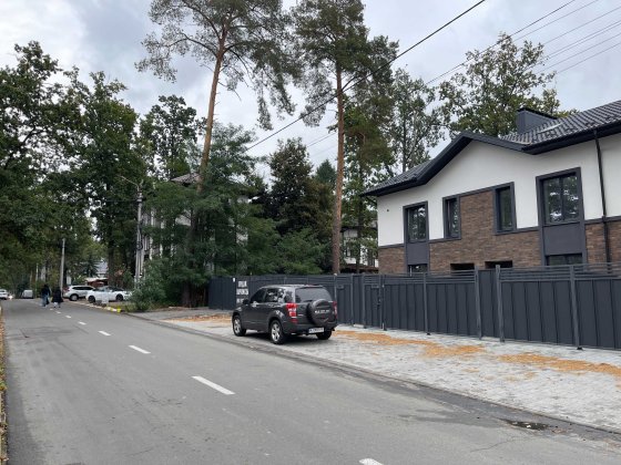 Таунхаус з частковим ремонтом в Ірпені на 1.5 сот. 130м2, Газ Ірпінь