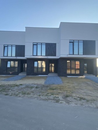 Просторий котедж з площею 127м2, на Щасливому! - фото 1