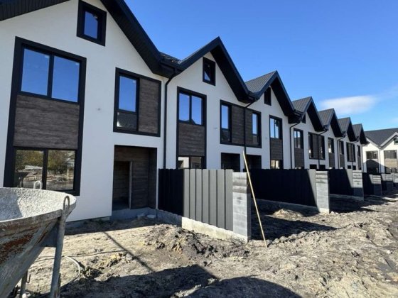 Будинки/ таунхауси з ГАЗОМ. Є розтермінування Буча