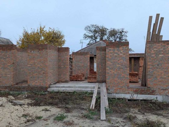 Продається недобудований будинок! Центр Полтава