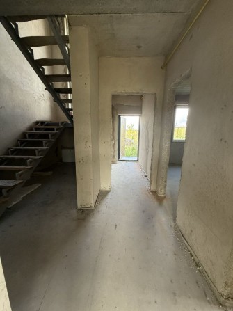 Продаж просторого котеджу - фото 1