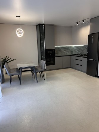 Котедж з ремонтом!Міські мережі та газ! - фото 1