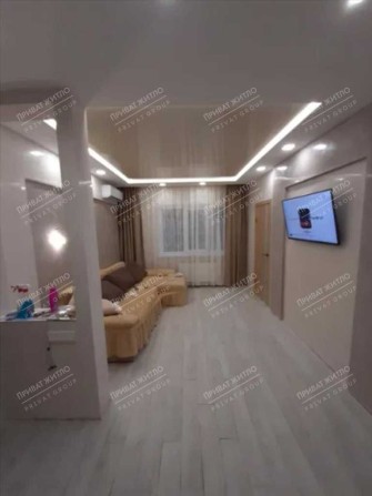 Будинок з євроремонтом на Розсошенцях - фото 1