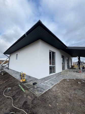 Окремо стоячий будинок з ділянкою 6 сотих 3 хв від Макдональдсу - фото 1