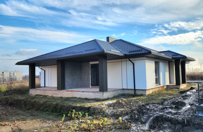 ТЕРМІНОВО!Зниження ціни! ТОП локація! - фото 1