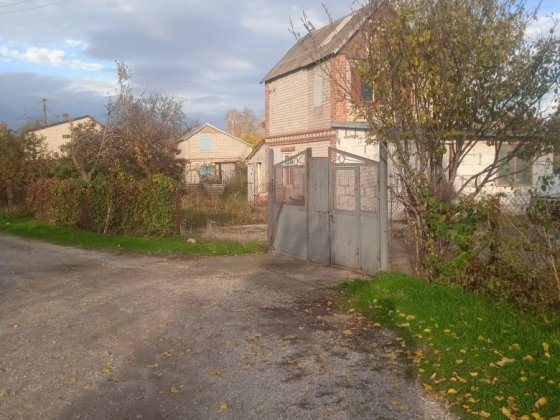 Продаю дом на Николаевском шоссе у реки